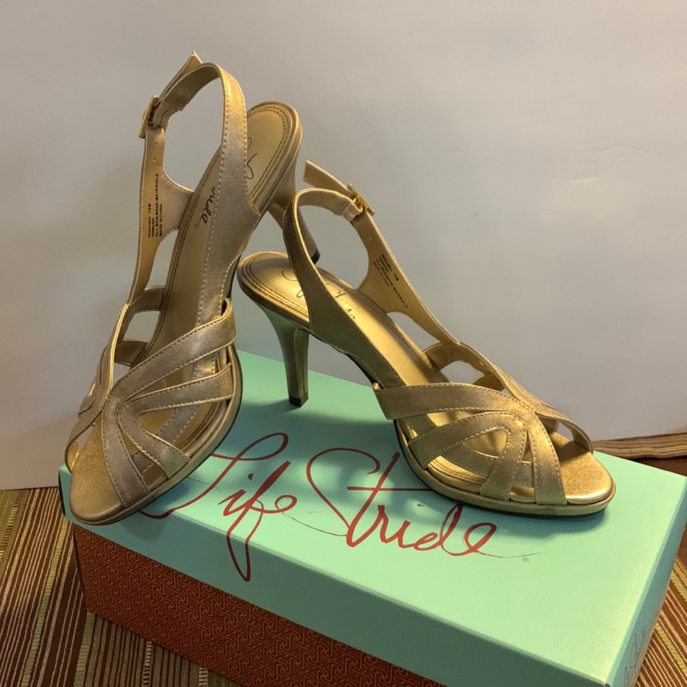 Life Stride 7.5 heel
